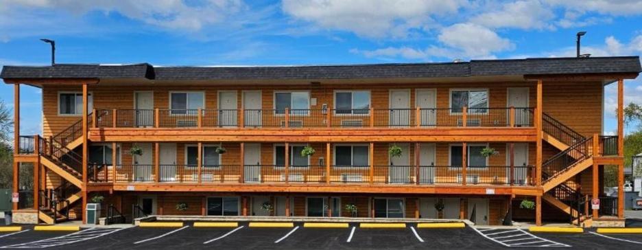 Eagle River Lodge Exterior photo